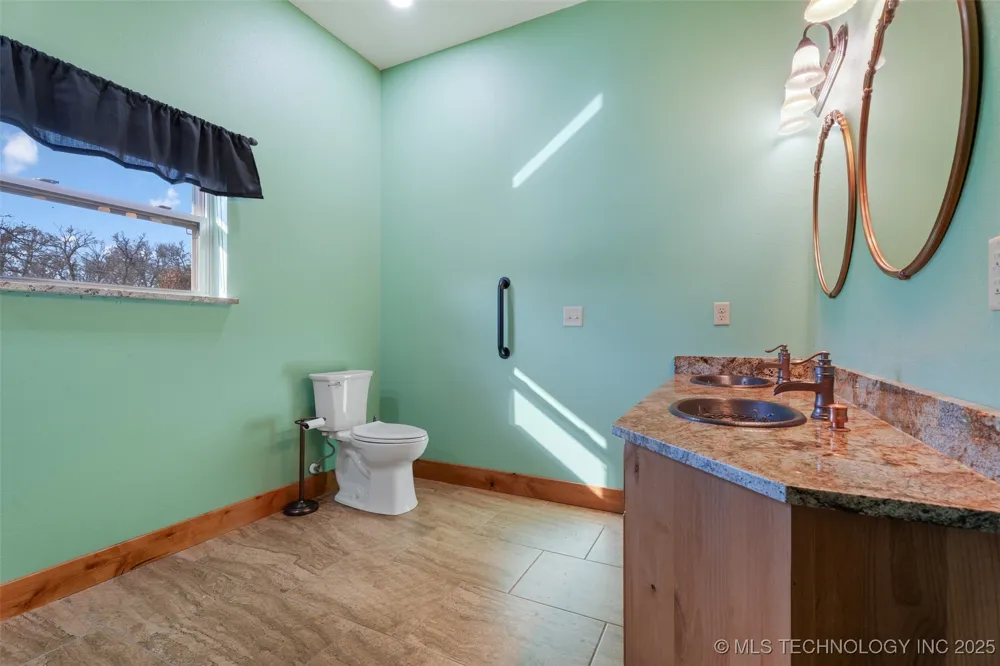 64521 E 256 PLACE Grove, OK 74344