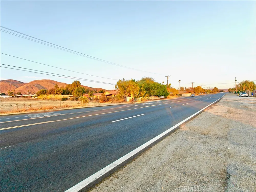 Mission Boulevard Jurupa Valley, CA 92509