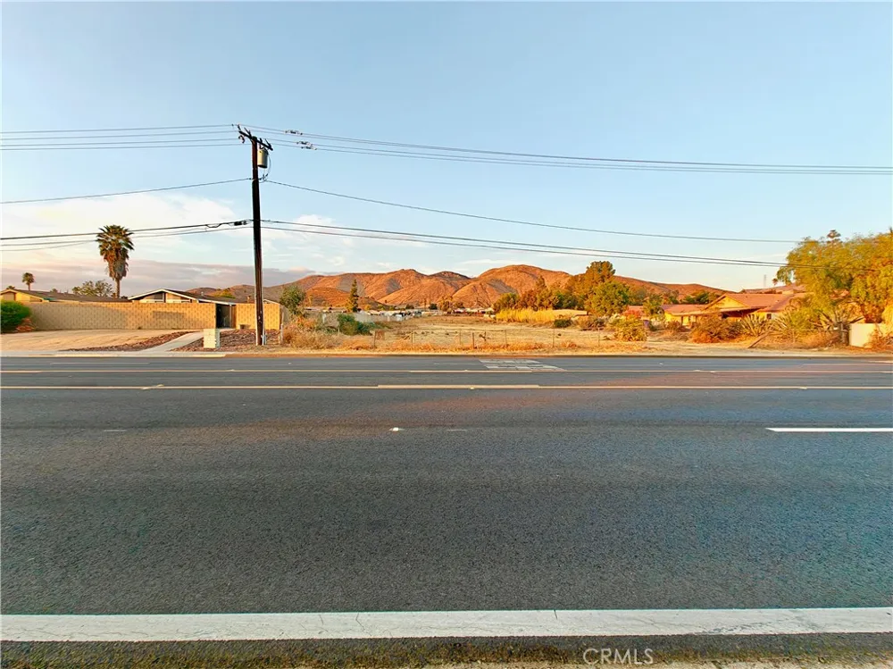 Mission Boulevard Jurupa Valley, CA 92509