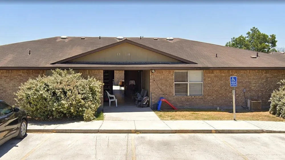 1715 2nd Roma, TX 78584