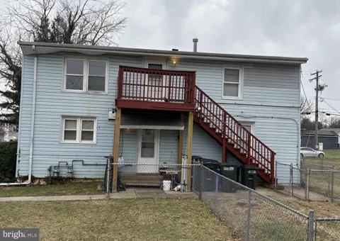 1314 DORCHESTER AVENUE #B, UPPER LEVEL ONLY