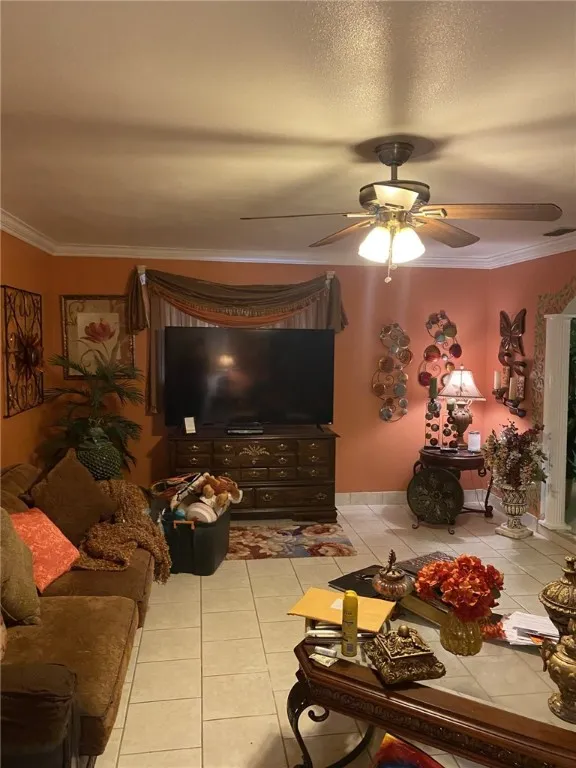 706 E Hill Avenue Alice, TX 78332