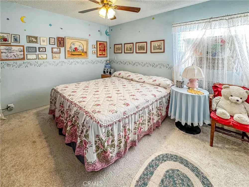 1415 Tamarack Lane Needles, CA 92363