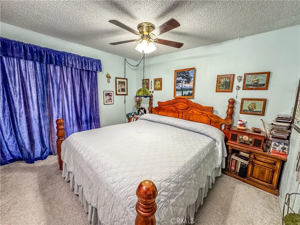 1415 Tamarack Lane Needles, CA 92363