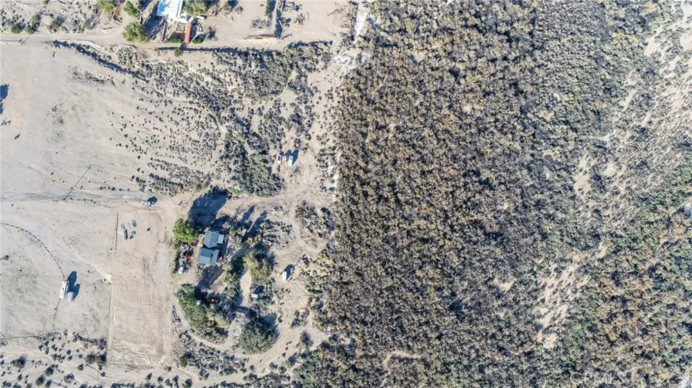1415 Tamarack Lane Needles, CA 92363