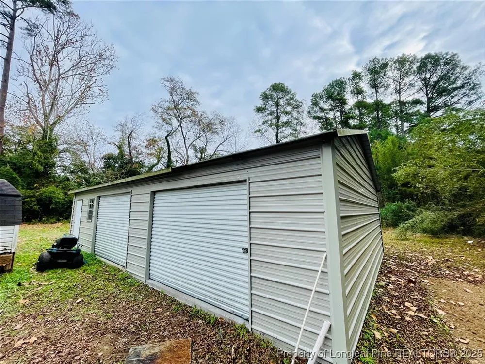 405 S Austin Street S Maxton, NC 28364