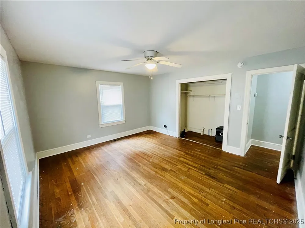 405 S Austin Street S Maxton, NC 28364