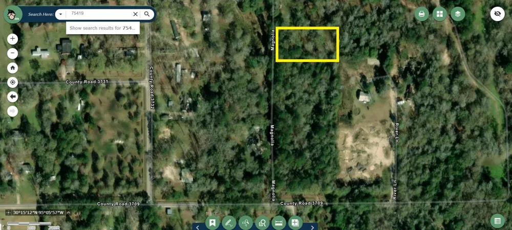 Magnolia Ln Splendora, TX 77372