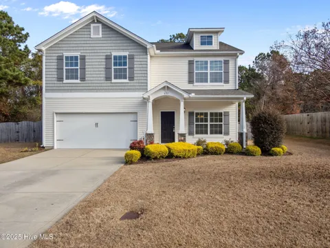 402 Boathouse Court
