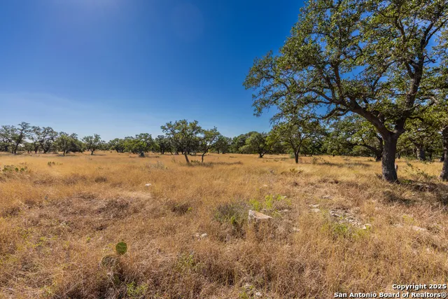 000 Cattlemans Crossing Dr Kerrville, TX 78028