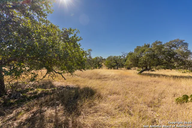 000 Cattlemans Crossing Dr Kerrville, TX 78028