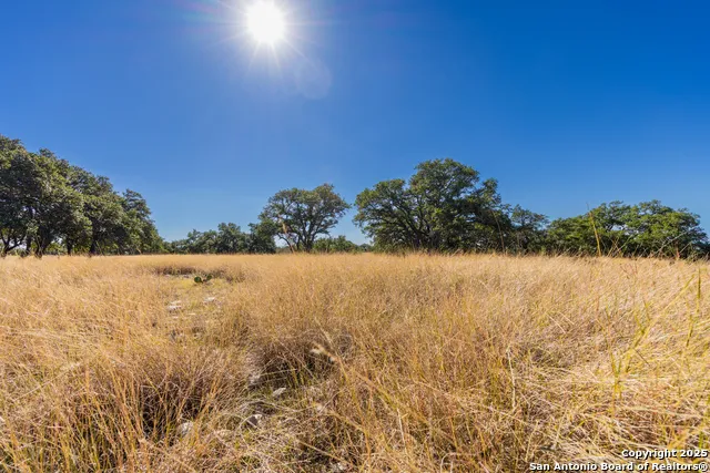 000 Cattlemans Crossing Dr Kerrville, TX 78028