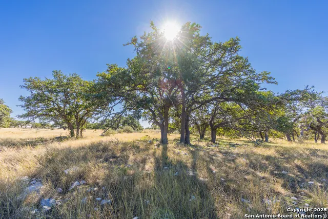 000 Cattlemans Crossing Dr Kerrville, TX 78028