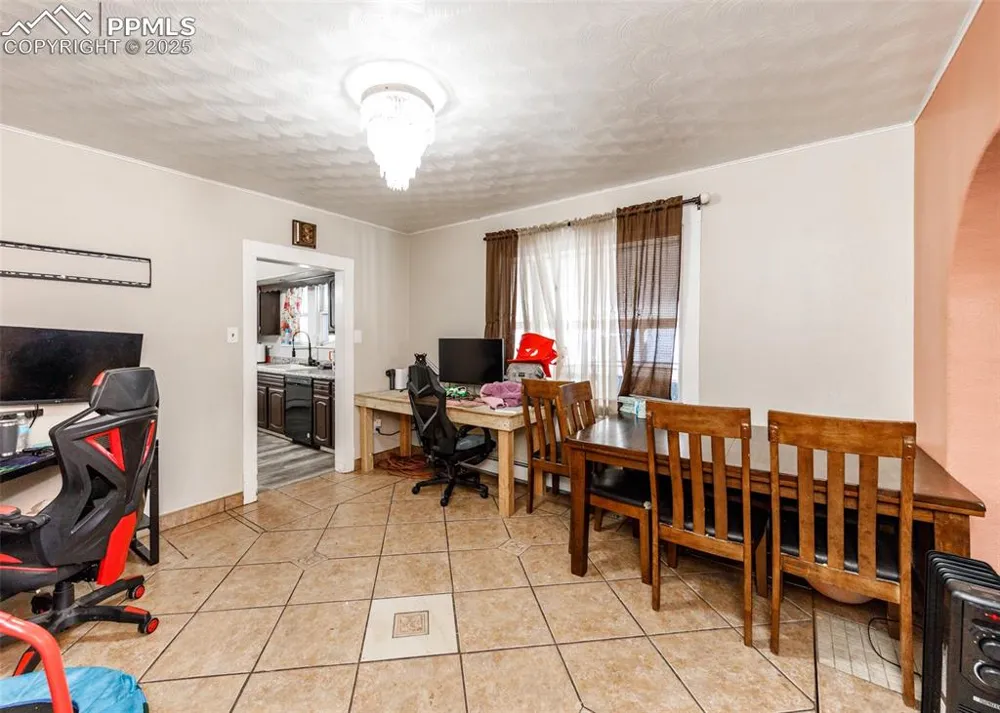 2010 E Routt Avenue Pueblo, CO 81004