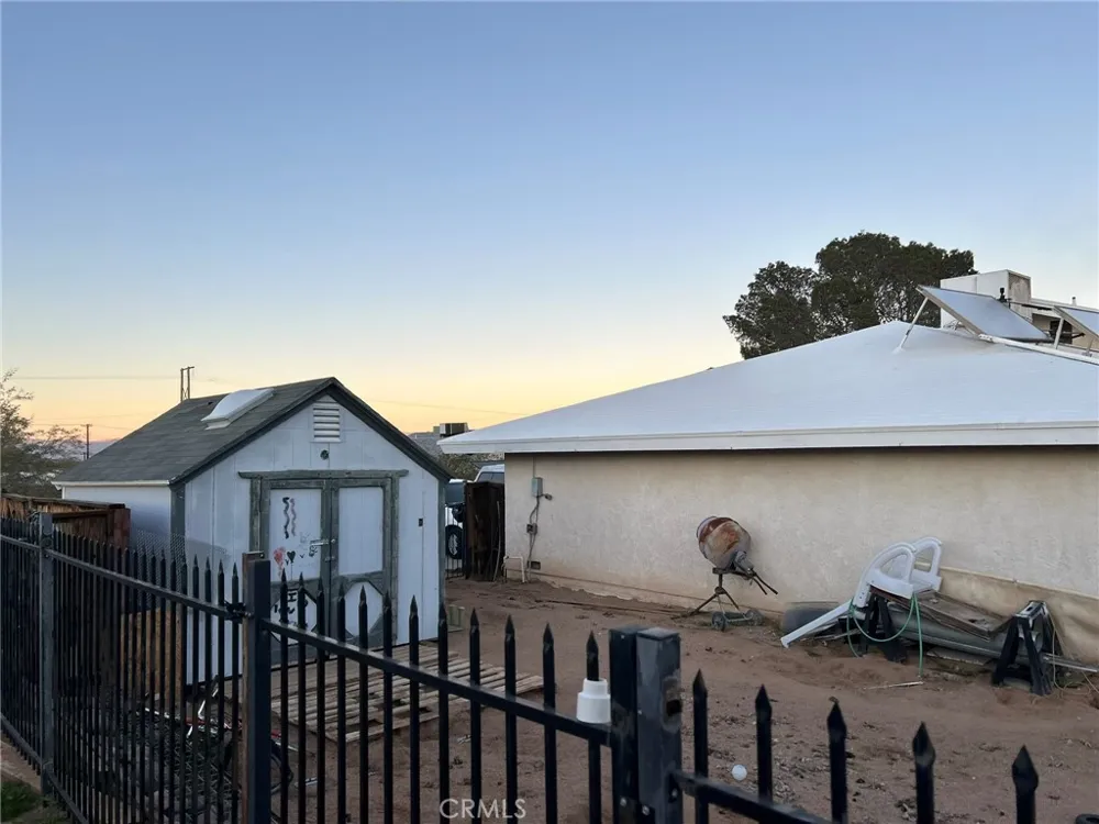 1749 S Valley View Ridgecrest, CA 93555