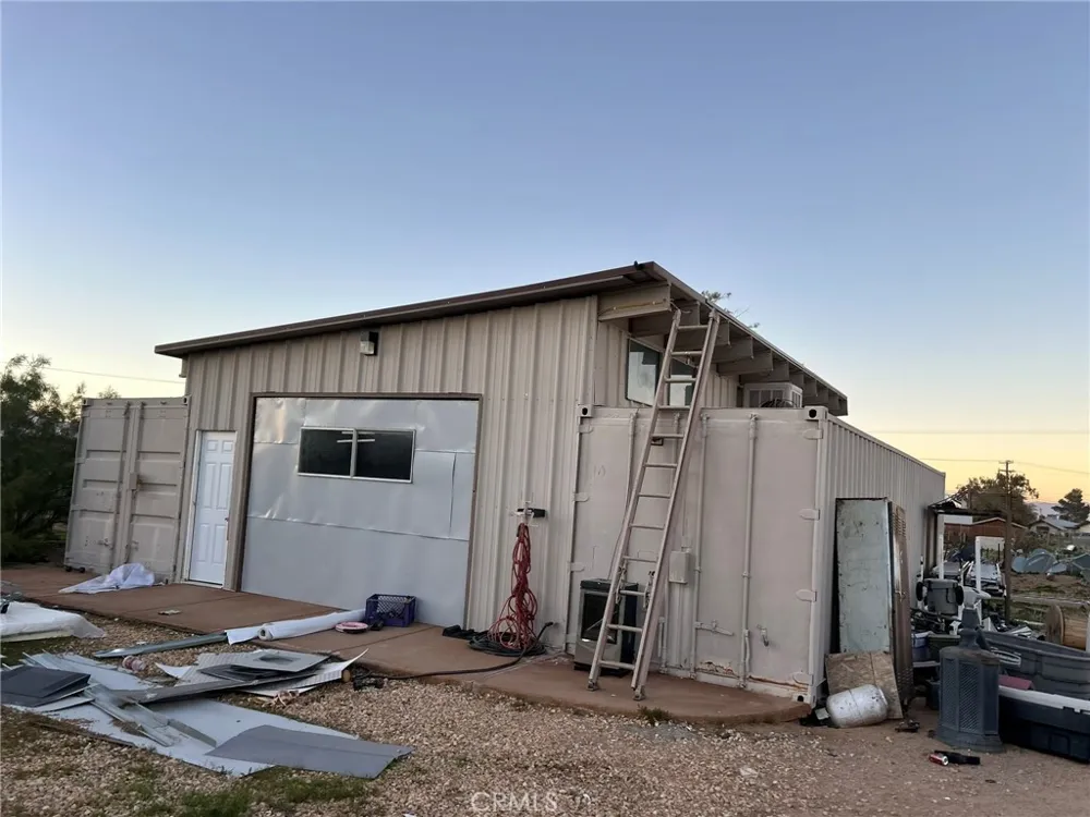 1749 S Valley View Ridgecrest, CA 93555