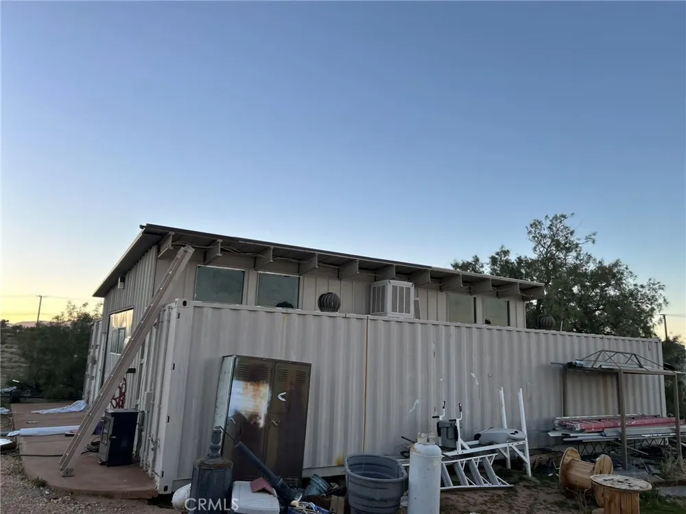1749 S Valley View Ridgecrest, CA 93555