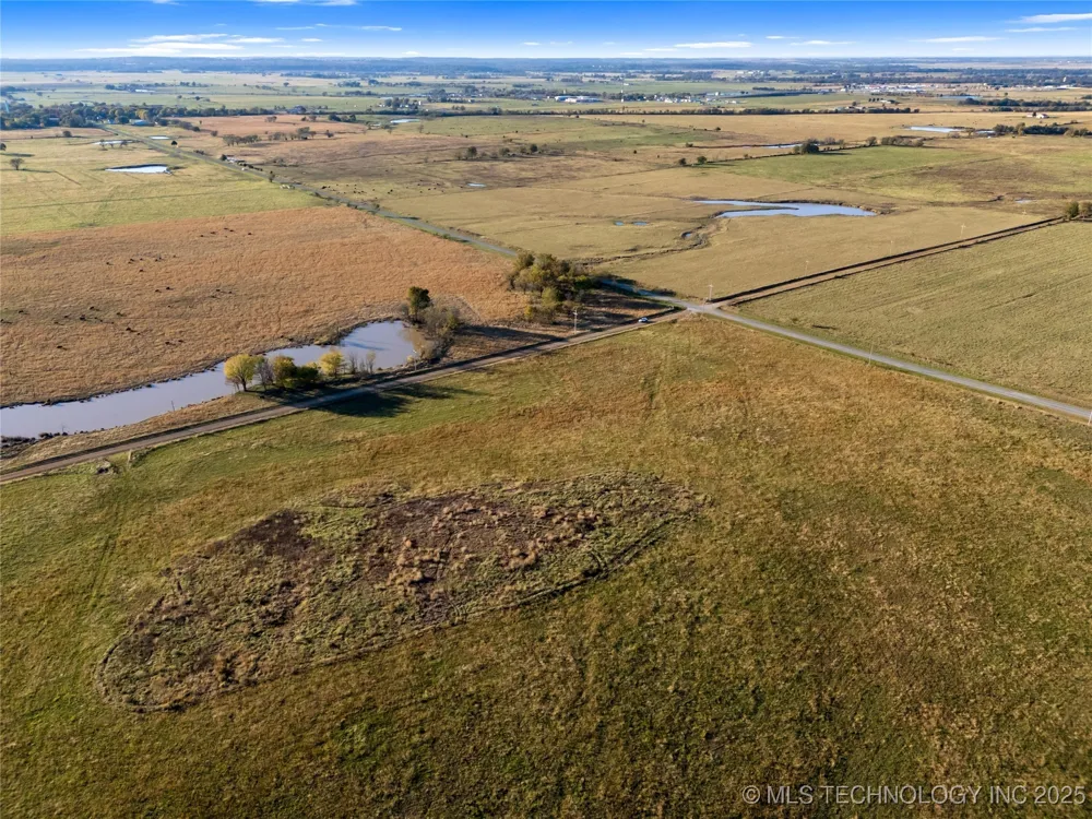 2 E 330 ROAD Big Cabin, OK 74332