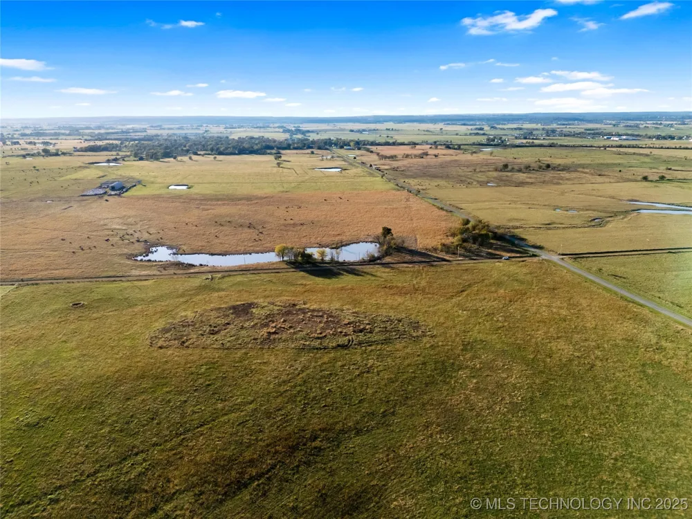 2 E 330 ROAD Big Cabin, OK 74332