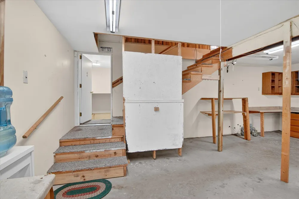 289 Lyon Lake Road Fredonia Township, MI 49068