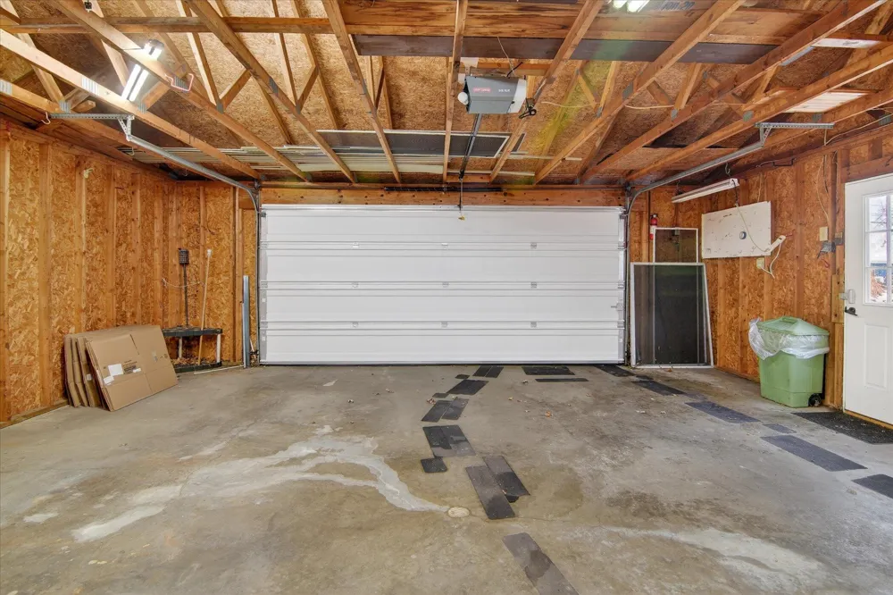 289 Lyon Lake Road Fredonia Township, MI 49068
