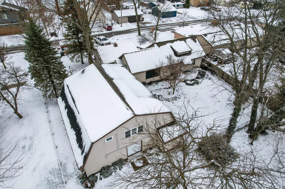 289 Lyon Lake Road Fredonia Township, MI 49068
