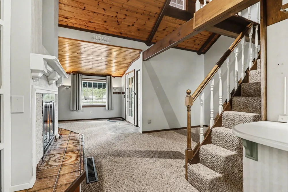 289 Lyon Lake Road Fredonia Township, MI 49068