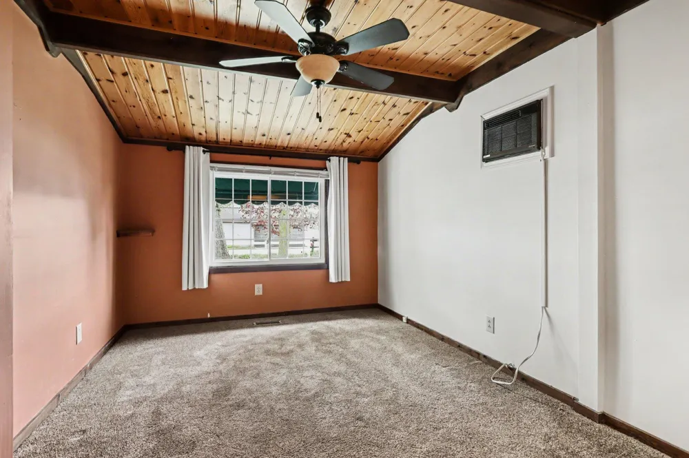 289 Lyon Lake Road Fredonia Township, MI 49068