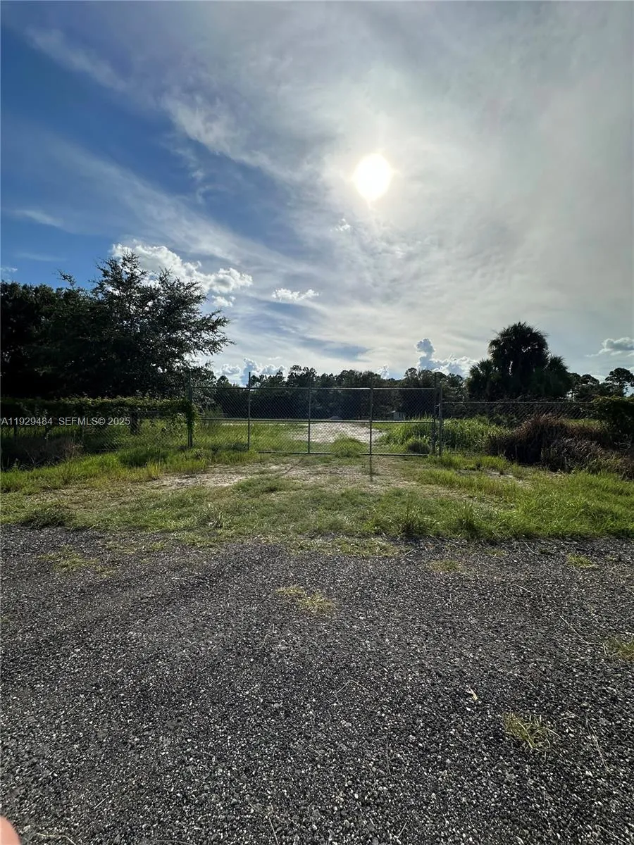 420 S. CORAL ST. Clewiston, FL 33440