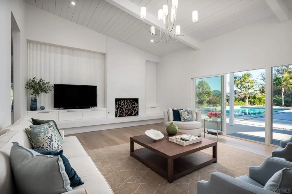 16039 Via Del Alba Rancho Santa Fe, CA 92067