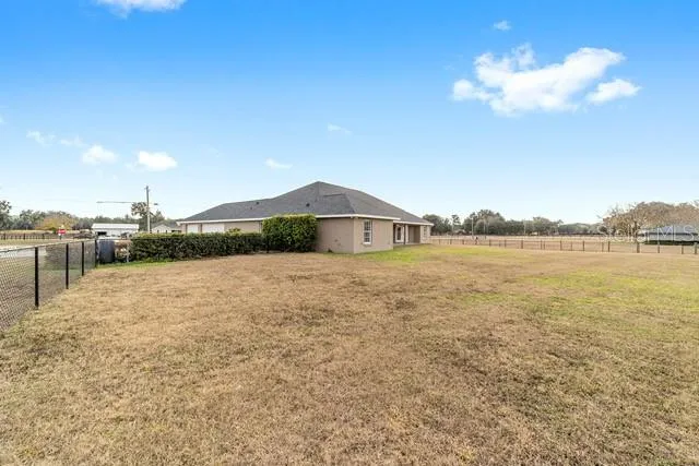 3305 NE 106TH STREET Anthony, FL 32617