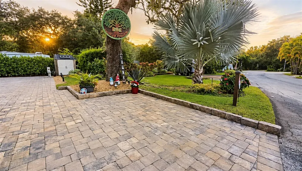 332 BOBCAT LANE Lake Wales, FL 33898