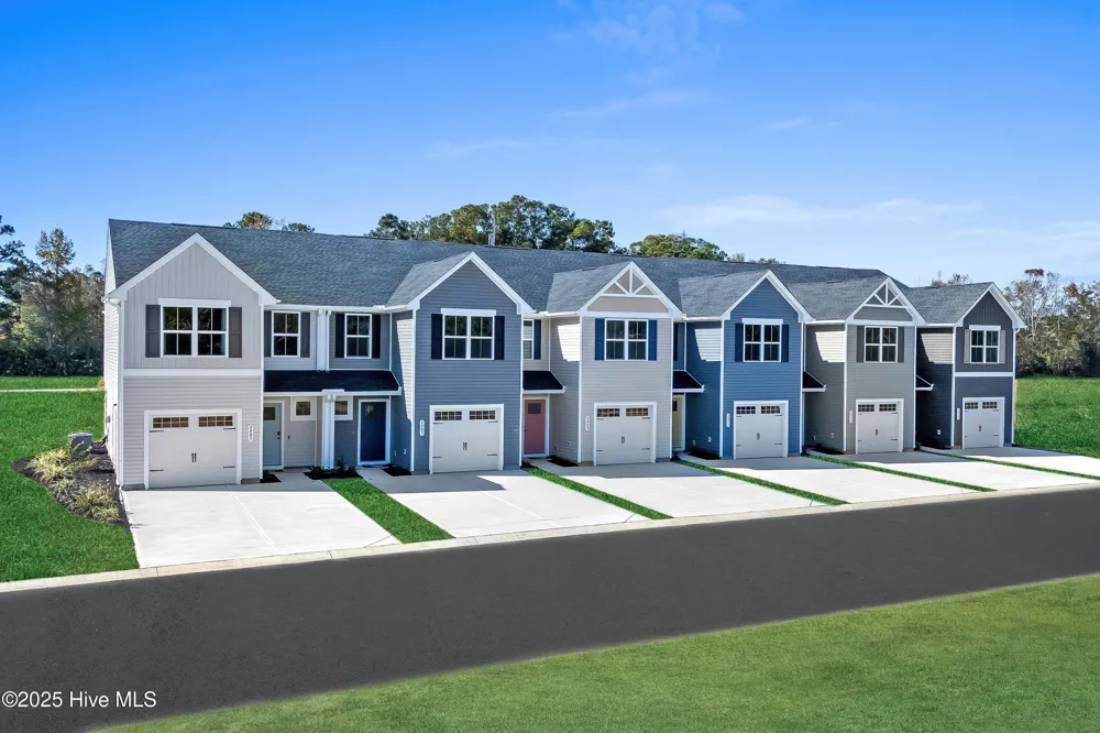 2066 Lewis Creek Circle NE