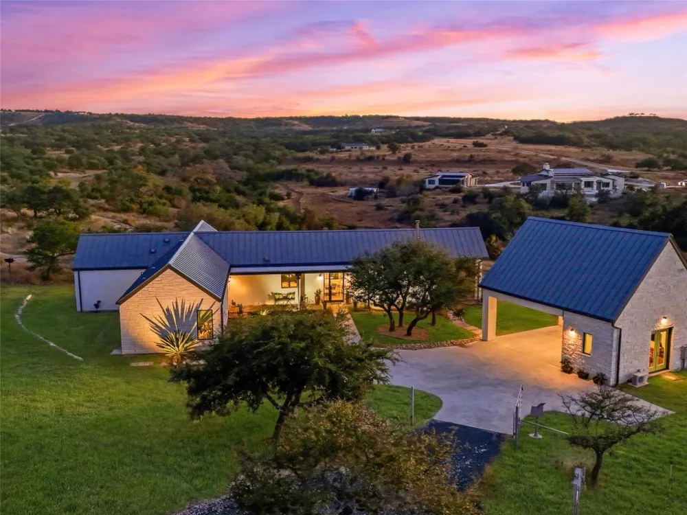 577 Cattle Creek Road