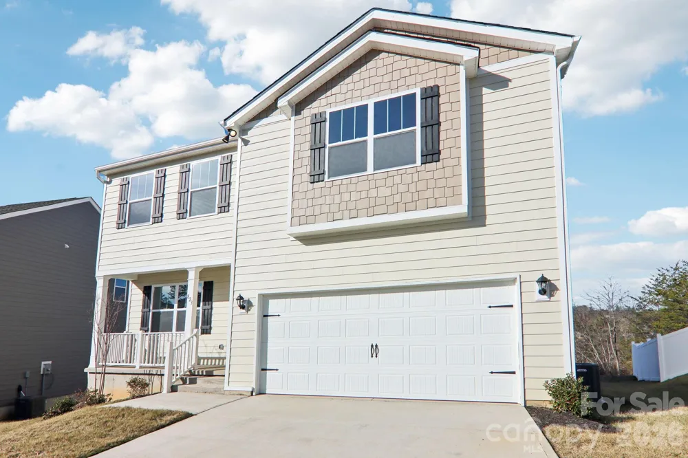 823 Adelston Lane Asheville, NC 28804