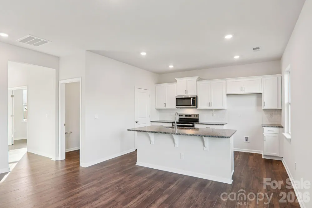 823 Adelston Lane Asheville, NC 28804