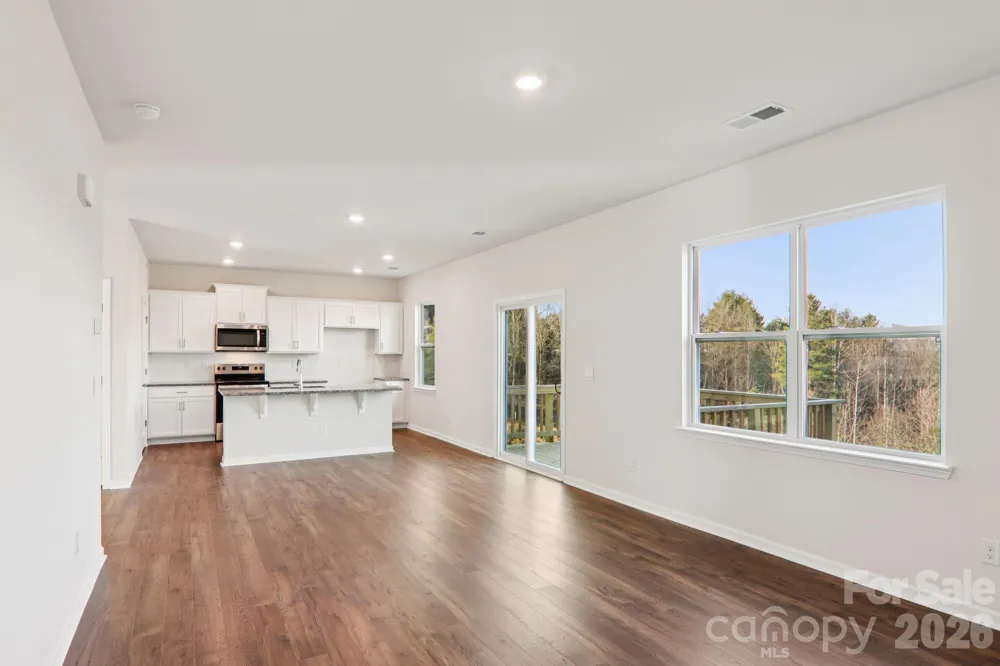 823 Adelston Lane Asheville, NC 28804