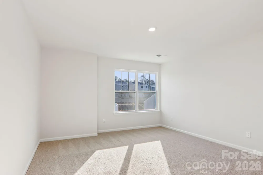 823 Adelston Lane Asheville, NC 28804