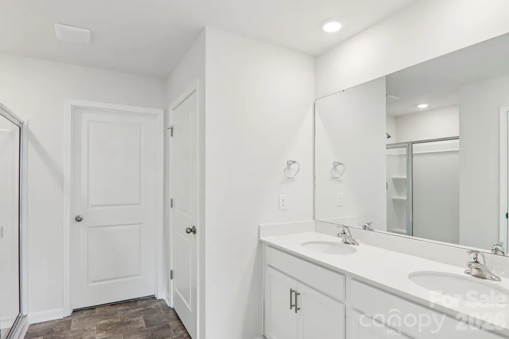 823 Adelston Lane Asheville, NC 28804