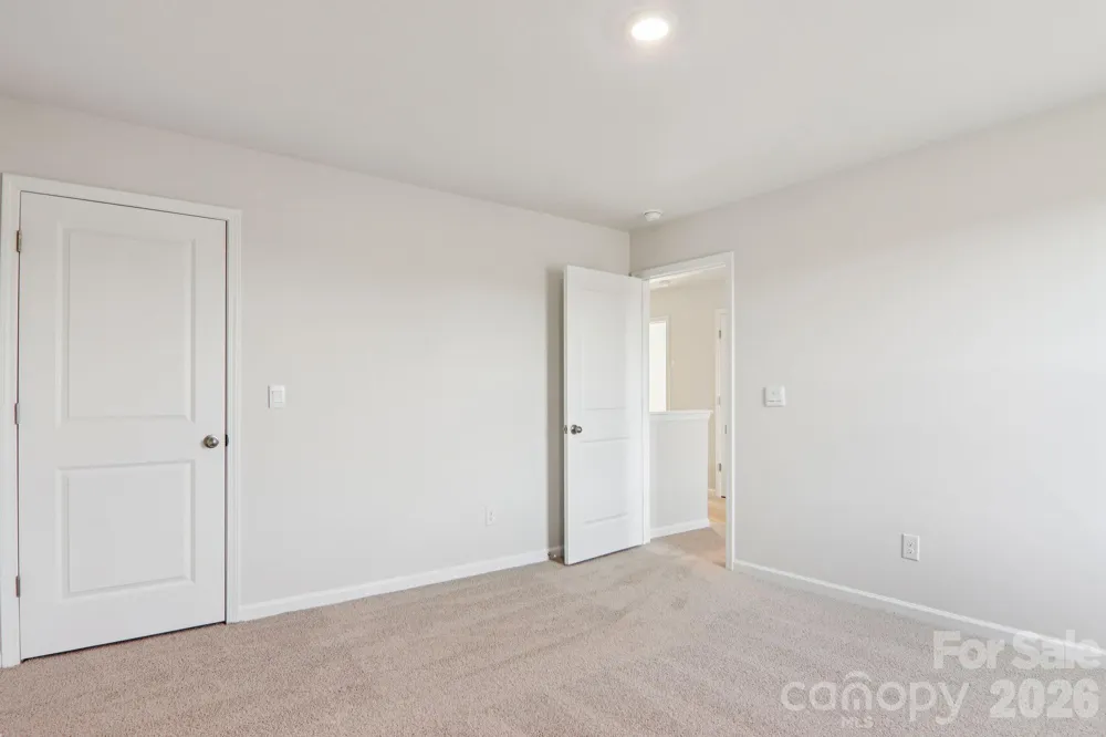823 Adelston Lane Asheville, NC 28804