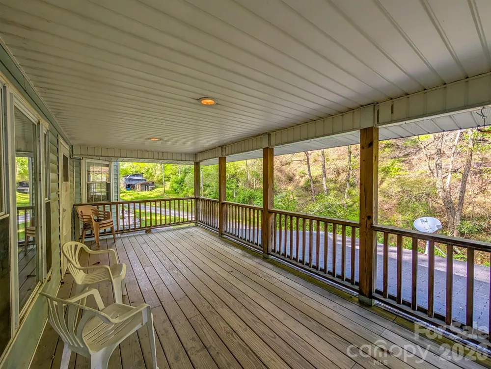 77 Griffith Branch Road Green Mountain, NC 28740