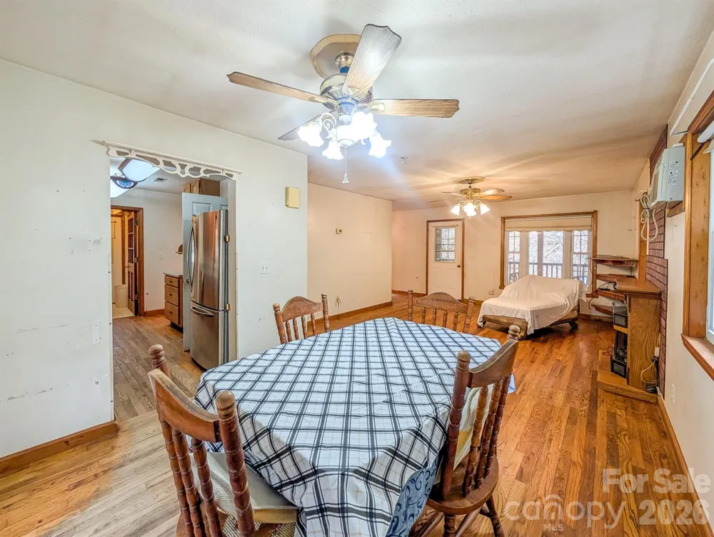 77 Griffith Branch Road Green Mountain, NC 28740