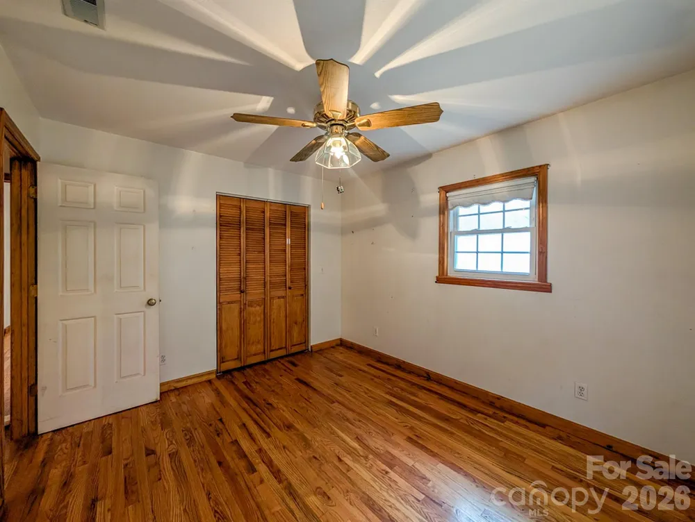 77 Griffith Branch Road Green Mountain, NC 28740