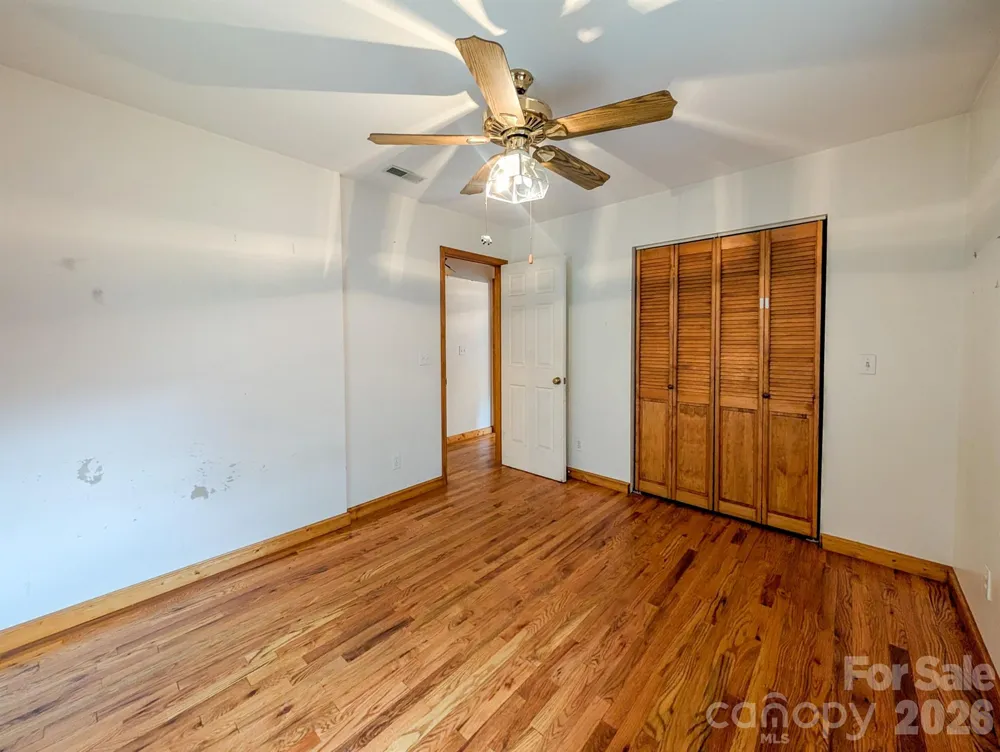 77 Griffith Branch Road Green Mountain, NC 28740