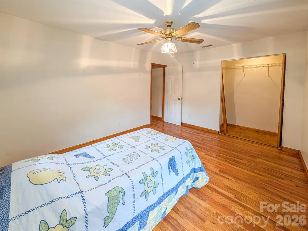 77 Griffith Branch Road Green Mountain, NC 28740