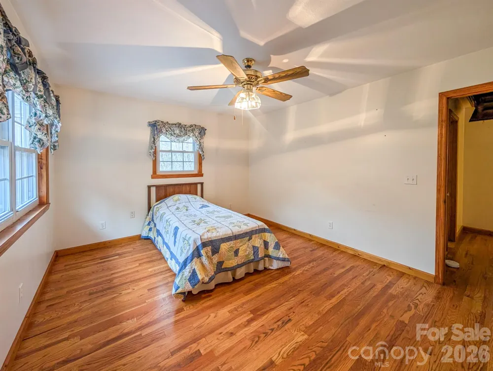77 Griffith Branch Road Green Mountain, NC 28740