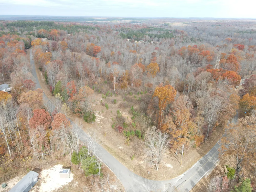 2642 Mount Carmel Rd Camden, TN 38320
