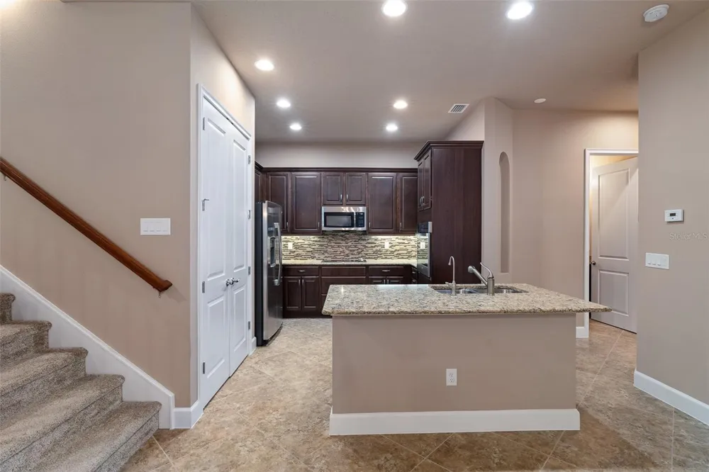 829 PINEWOOD DRIVE Ormond Beach, FL 32174