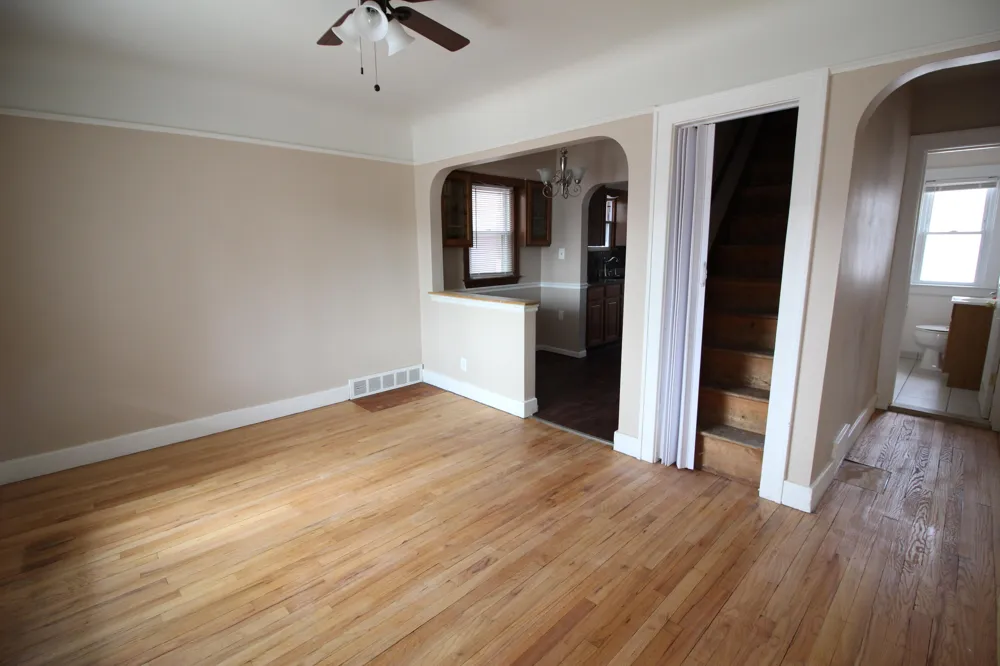 1028 Mollno Street Wyandotte City, MI 48192