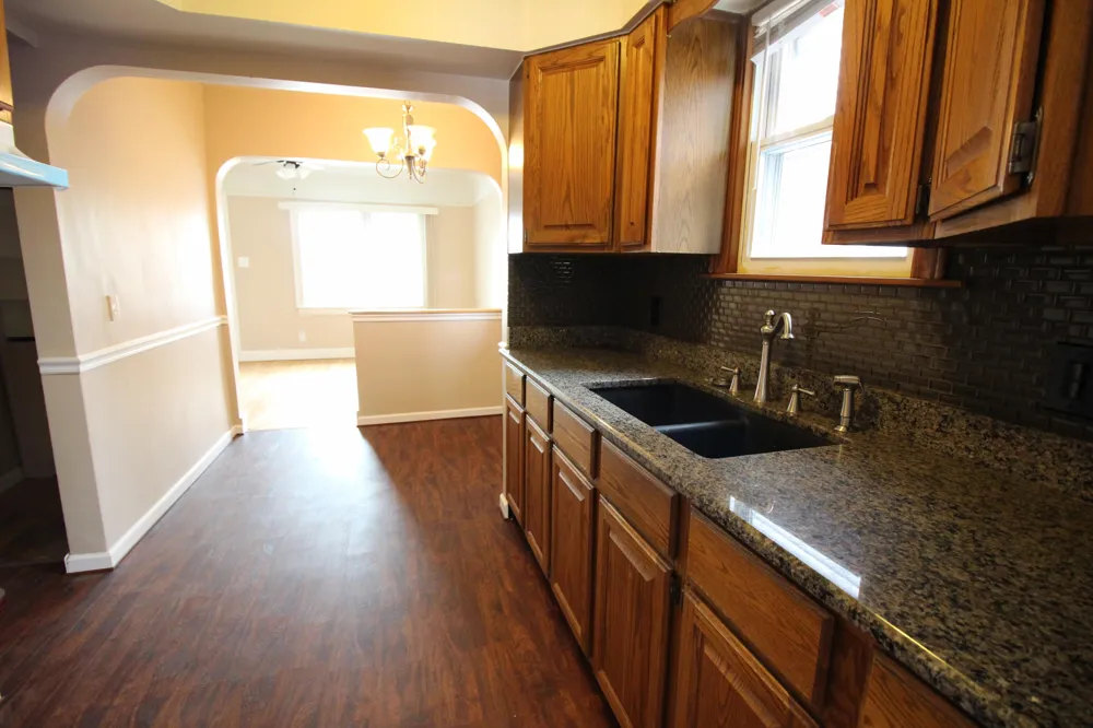 1028 Mollno Street Wyandotte City, MI 48192